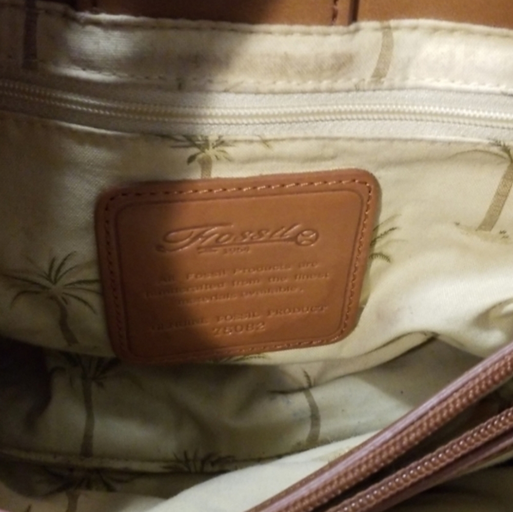 Fossil Straw Satchel with Wooden Circle Handles in Tan - Picture 5 of 8